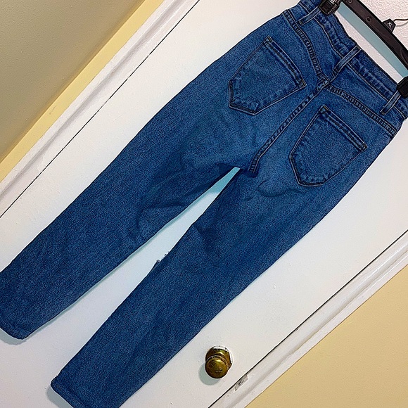 Blue Jeans - Picture 3 of 3